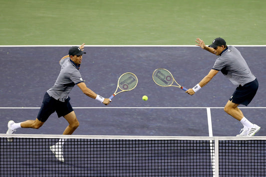 SOLINCO SPORTS SIGNS THE BRYAN BROTHERS - Solinco Sports Australia / New Zealand